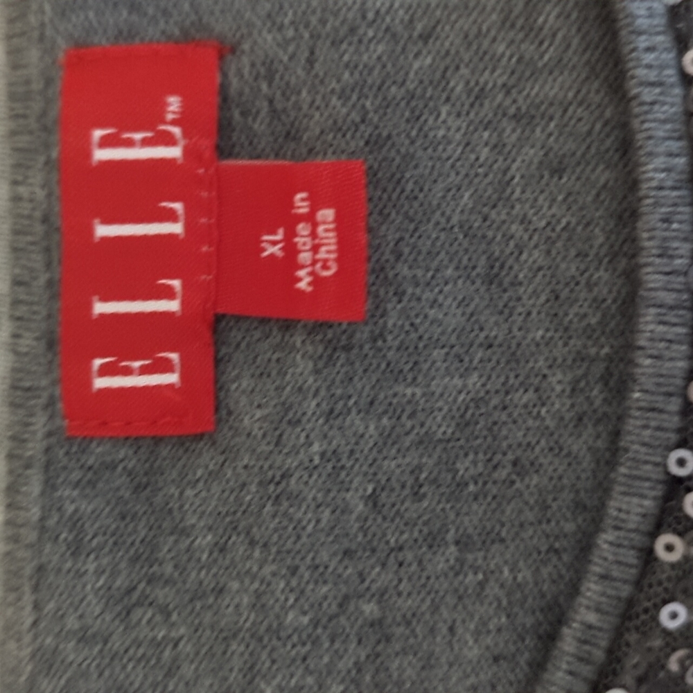 Sweater - Picture 3 of 4